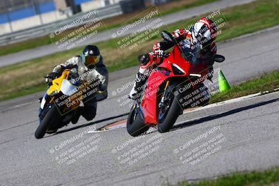 media/Jan-21-2023-Fastrack Riders (Sat) [[fcf3f88a30]]/Level 3/Session 4 Turn 6-Mountian Shot/